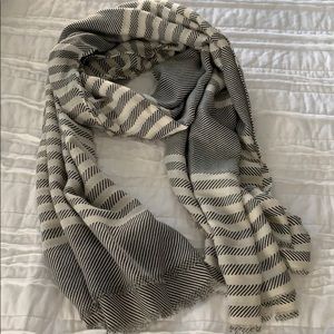 Black and White Scarf